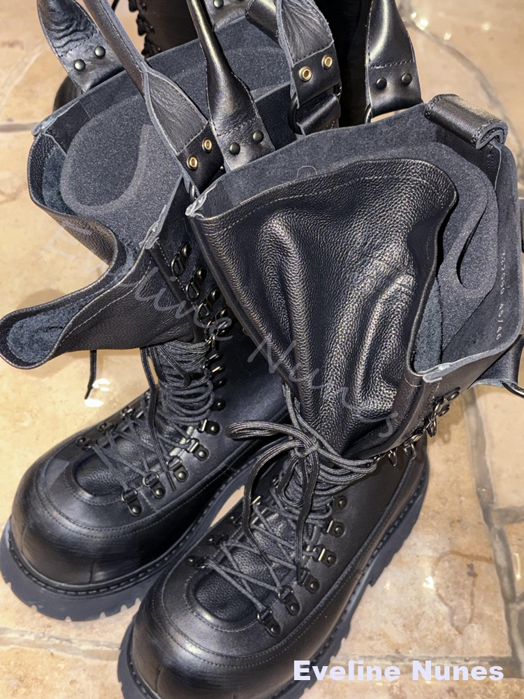 レトロ本革オートバイブーツ女性ビッグトゥレースアッププラット - Leatherwork Boots のレビューと価格